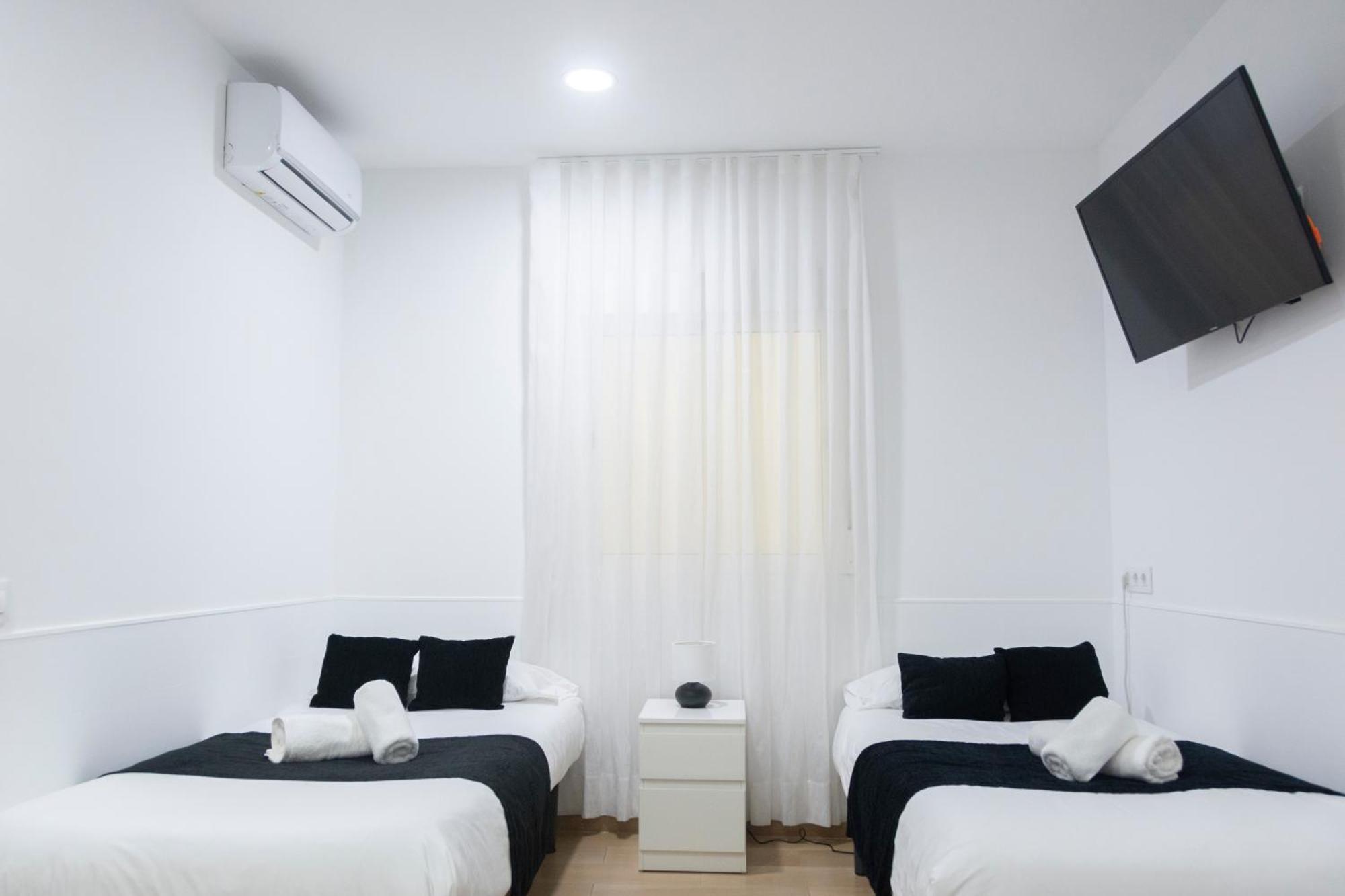 Laramond Barcelona Rooms Extérieur photo