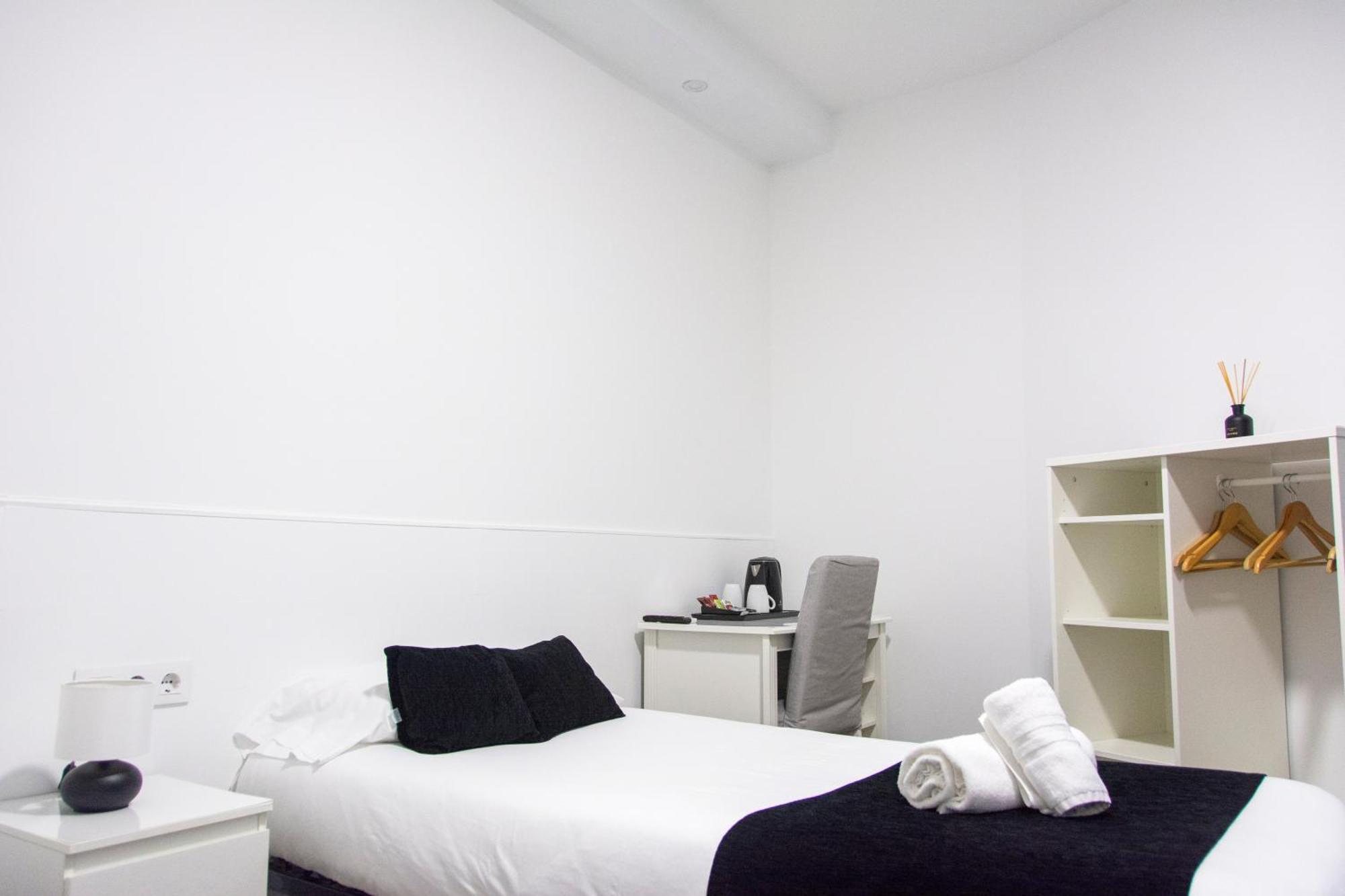 Laramond Barcelona Rooms Extérieur photo